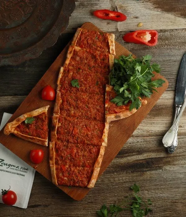 Kıymalı Pide - Kopya